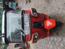 Bajaj 4stok 2010 Three Wheel