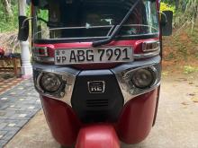 Bajaj 4 Stroke 2016 Three Wheel
