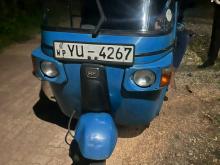 Bajaj 4 Stroke 2011 Three Wheel