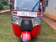 Bajaj 4 Stroke 2016 Three Wheel