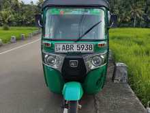 Bajaj 4 Stroke 2018 Three Wheel