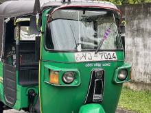 Bajaj 4 Stroke 2011 Three Wheel