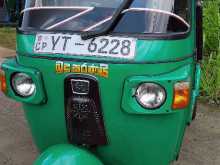Bajaj 4 Stroke 2011 Three Wheel