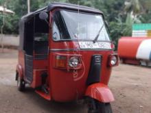 Bajaj 4 Stroke 2011 Three Wheel