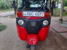 Bajaj 4 Stroke 2015 Three Wheel