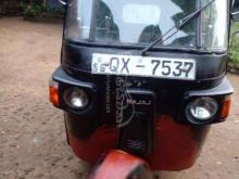 Bajaj 4 Stroke 2010 Three Wheel