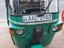 Bajaj 4stoke 2013 Three Wheel