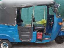 https://riyasewana.com/uploads/bajaj-4stoke-14558474863.jpg