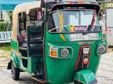 Bajaj 4 Stroke 2012 Three Wheel