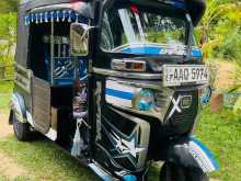 https://riyasewana.com/uploads/bajaj-4stoke-2213004022452.jpg