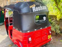 https://riyasewana.com/uploads/bajaj-4stoke-threewheel-91609096456.jpg