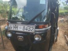 Bajaj 4 Stroke 2012 Three Wheel