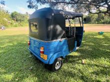 https://riyasewana.com/uploads/bajaj-4stork-1010262924141.jpg