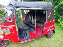 https://riyasewana.com/uploads/bajaj-4stork-14909064533.jpg