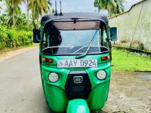 Bajaj 4 Stroke 2015 Three Wheel