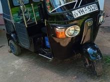 Bajaj 4 Stroke 2011 Three Wheel