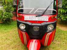 Bajaj 4 Stroke 2018 Three Wheel