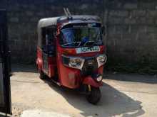 Bajaj 4 Stroke 2016 Three Wheel