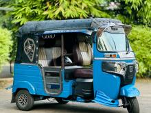 Bajaj 4 Stroke 2016 Three Wheel