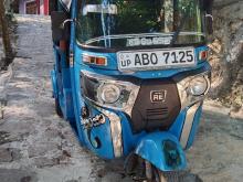 Bajaj 4 Stroke 2016 Three Wheel
