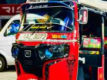 Bajaj 4 Stroke 2015 Three Wheel