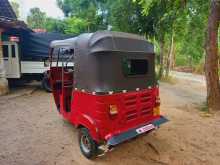 https://riyasewana.com/uploads/bajaj-4stork-2008-168063412783.jpg