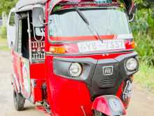 Bajaj 4 Stroke 2010 Three Wheel
