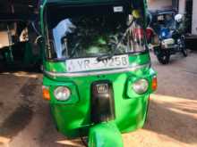 Bajaj 4 Stroke 2011 Three Wheel