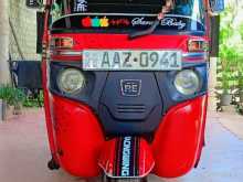 Bajaj 4 Stroke 2015 Three Wheel