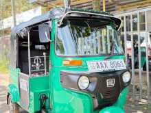 Bajaj 4 Stroke 2015 Three Wheel