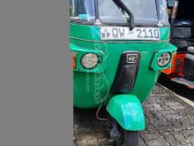 Bajaj 4 Stroke 2010 Three Wheel