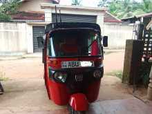 Bajaj 4 Stroke 2019 Three Wheel