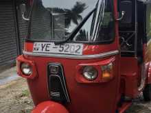 Bajaj 4 Stroke 2011 Three Wheel