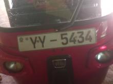 Bajaj 4 Stroke 2012 Three Wheel