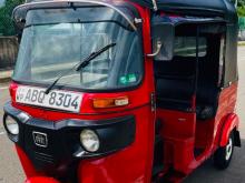Bajaj 4 Stroke 2017 Three Wheel