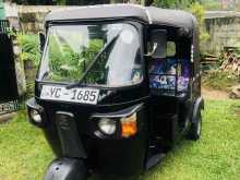 Bajaj 4 Stroke 2010 Three Wheel