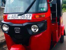 Bajaj 4 Stroke 2015 Three Wheel