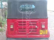 https://riyasewana.com/uploads/bajaj-4storke-1191257404273.jpg