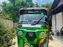 Bajaj 4 Stroke 2015 Three Wheel