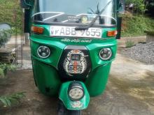 Bajaj 4 Stroke 2015 Three Wheel