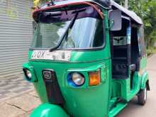 Bajaj 4 Stroke 2010 Three Wheel