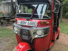 Bajaj 4 Stroke 2015 Three Wheel