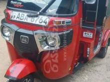 Bajaj 4 Stroke 2015 Three Wheel