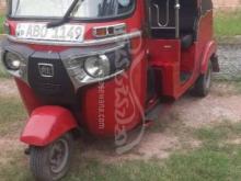 Bajaj 4 Stroke 2016 Three Wheel