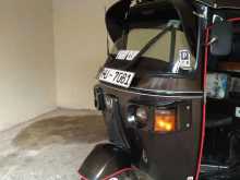 Bajaj 4 Stroke 2011 Three Wheel