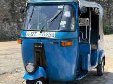 Bajaj 4 Stroke 2009 Three Wheel