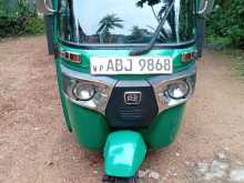 Bajaj 4 Stroke 2016 Three Wheel