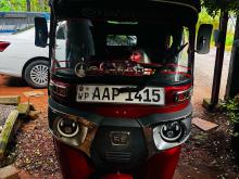 Bajaj 4str 2014 Three Wheel