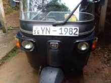 Bajaj RE 2011 Three Wheel