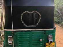 https://riyasewana.com/uploads/bajaj-4stroc-three-1921390522372.jpg